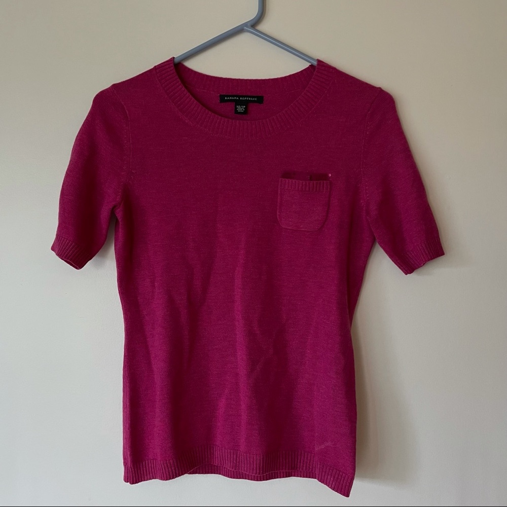 Banana Republic pink short sleeve knit sz XS